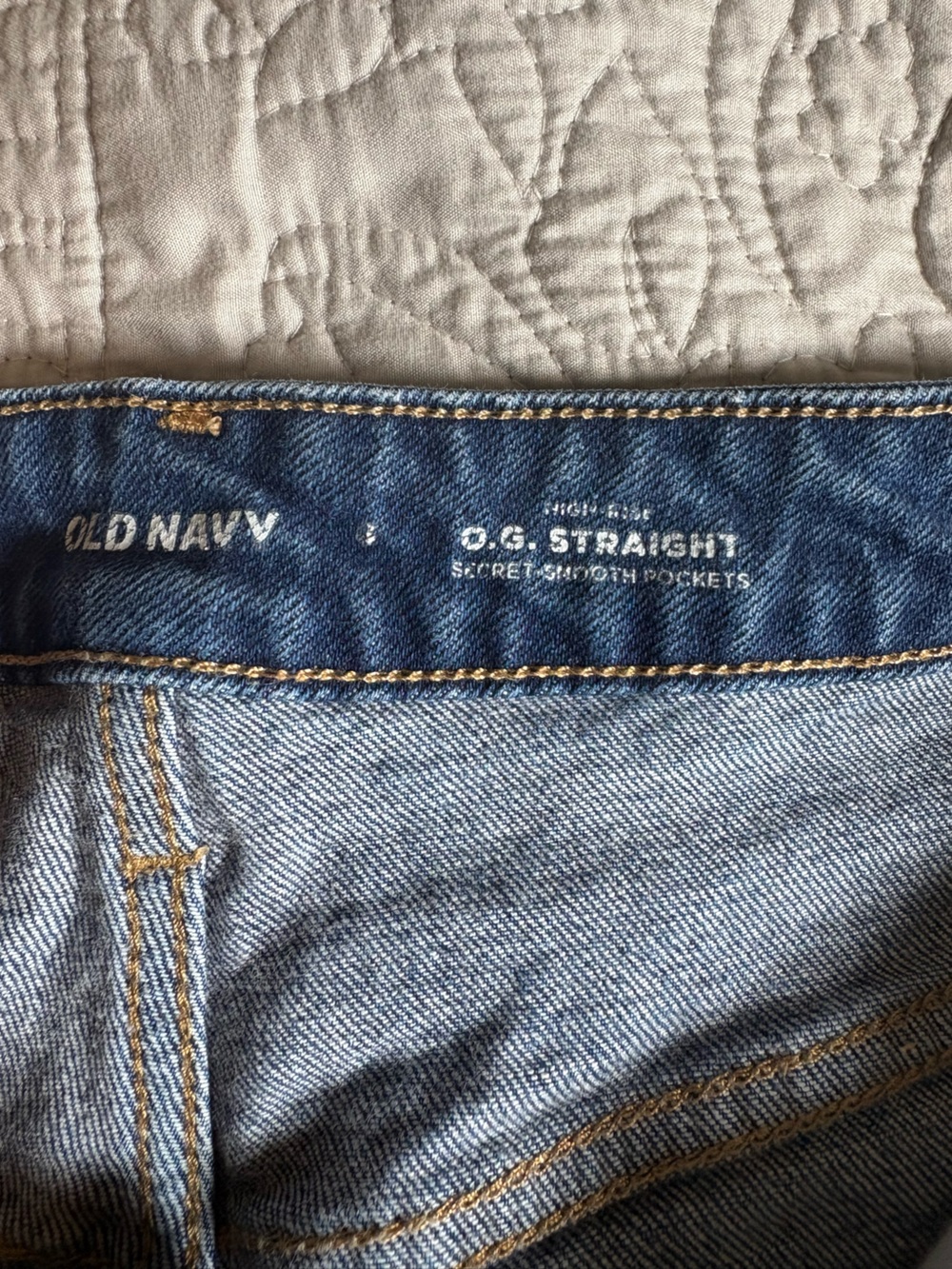 Old Navy Women’s High-Rise O.G Straight Shorts- Blue Denim - Picture 2 of 5